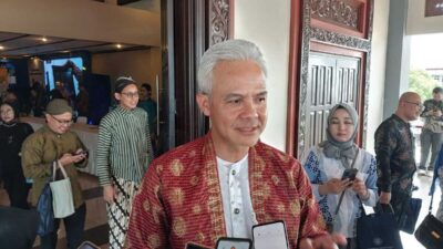 Respon Ganjar Perihal Pemecatan Jokowi