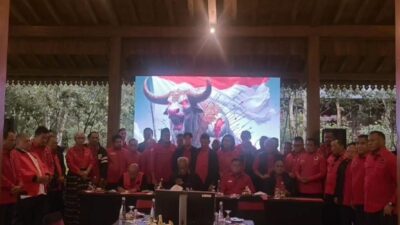 PDIP Resmi Pecat Jokowi, Gibran dan Bobby Nasution