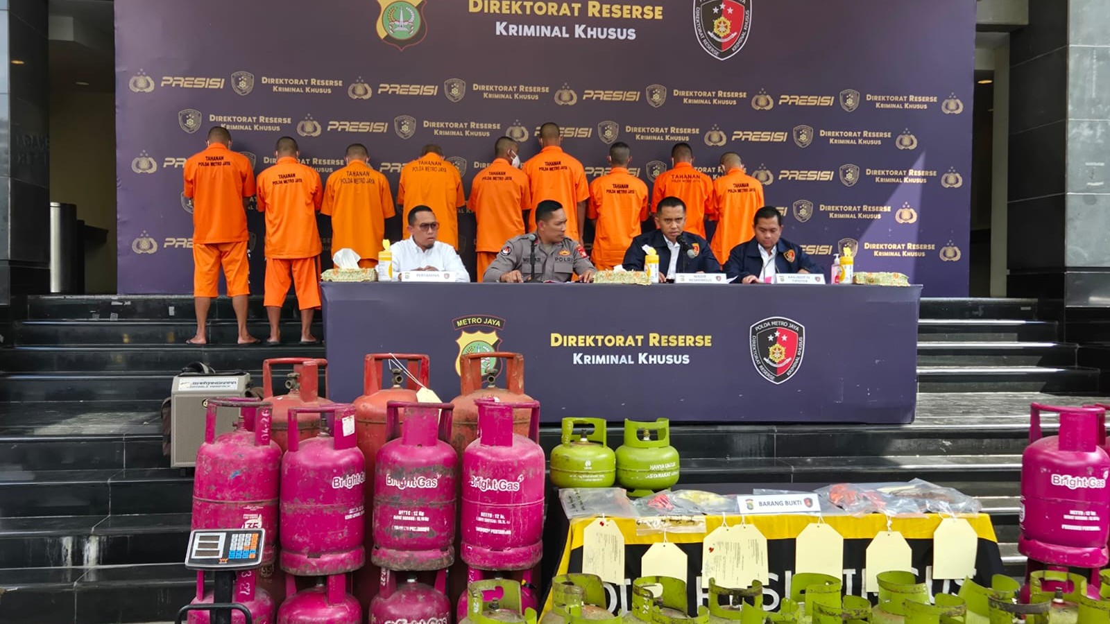 Polda Metro Jaya Bongkar Praktik Pengoplosan Gas LPG, 9 Orang Ditangkap