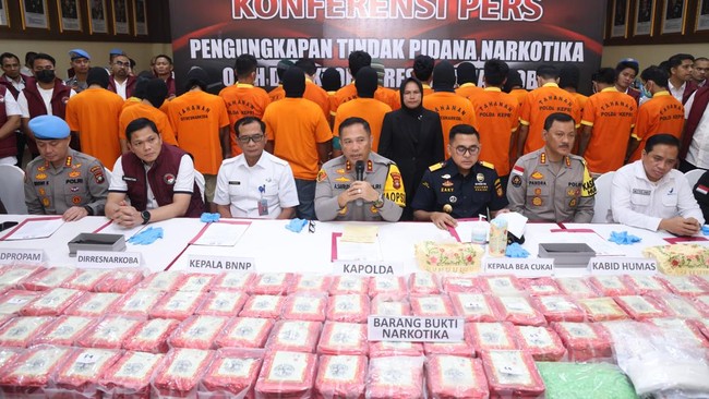 Polisi Gagalkan Penyelundupan Sabu Jaringan Antar Negara