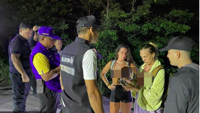 Turis Asal Italia Hilang di Hutan