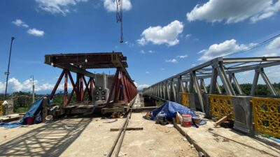 Pekerjaan Jembatan Kembar di Aceh Tamiang Tanpa Plang