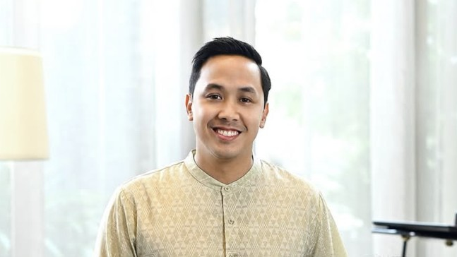 Menteri BUMN menunjuk aspri Presiden Prabowo yaitu Annette Liana Dewi dan ipar Raffi Ahmad Barry Tamin jadi komisaris PT Sarinah (Persero).