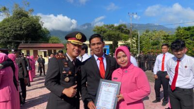 Suasana khidmat menyelimuti halaman Mapolres Gayo Lues pada Senin pagi, 2 Juni 2025, saat Kapolres AKBP Hyrowo, memimpin langsung upacara peringatan Hari Lahir Pancasila.