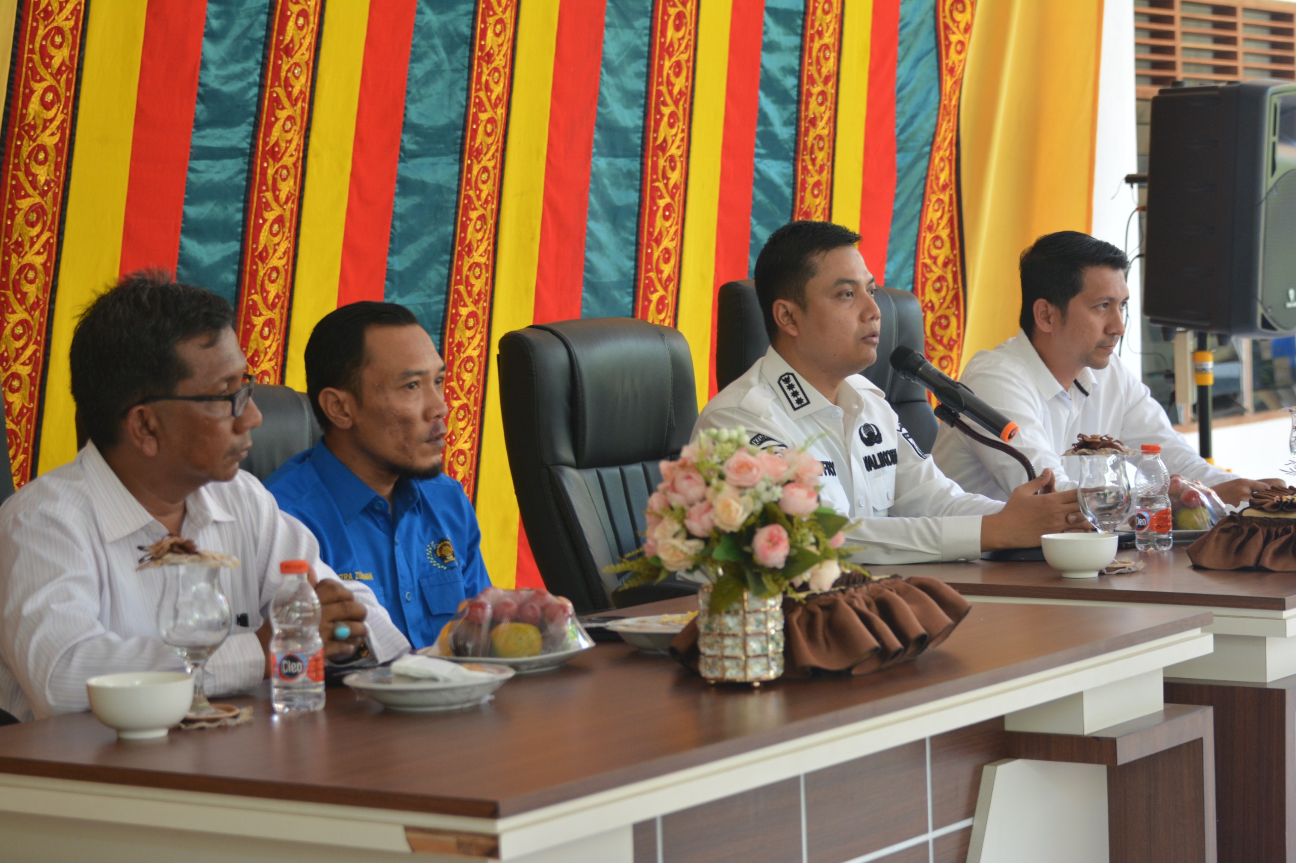 Walikota Langsa, Jeffry Sentana S Putra saat Coffe Morning bersama Insan Pers di Pendopo Kota Langsa.
