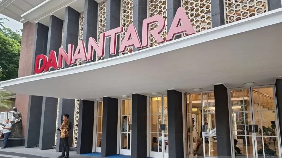 Danantara mengucurkan dana Rp 130 triliun untuk membangun proyek perumahan yang dijalankan oleh Kementerian PKP.