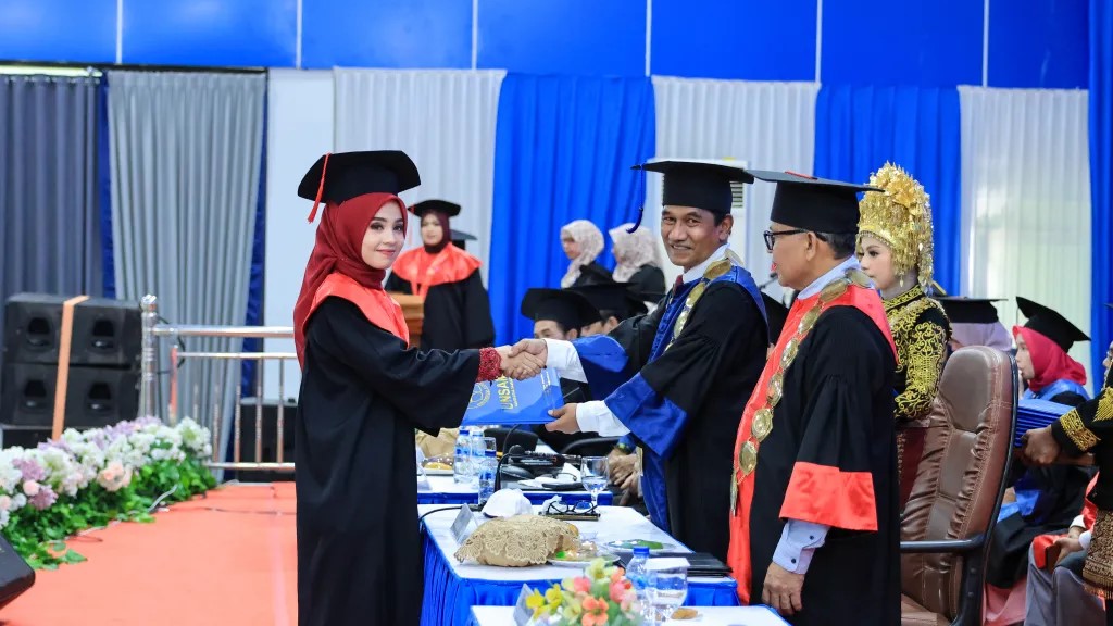 677 Lulusan Universitas Samudra Dikukuhkan, Rektor: Ini Awal Perjuangan Baru