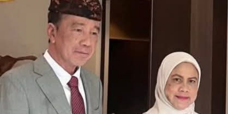 Viral Foto Terbaru Jokowi dan Iriana, Warganet Soroti Wajah Terlihat Makin Putih