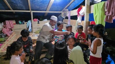 Haji Uma Temui Warga Terisolir Banjir Bandang Aceh Timur, Desak Pemerintah Segera Sediakan Hunian Sementara
