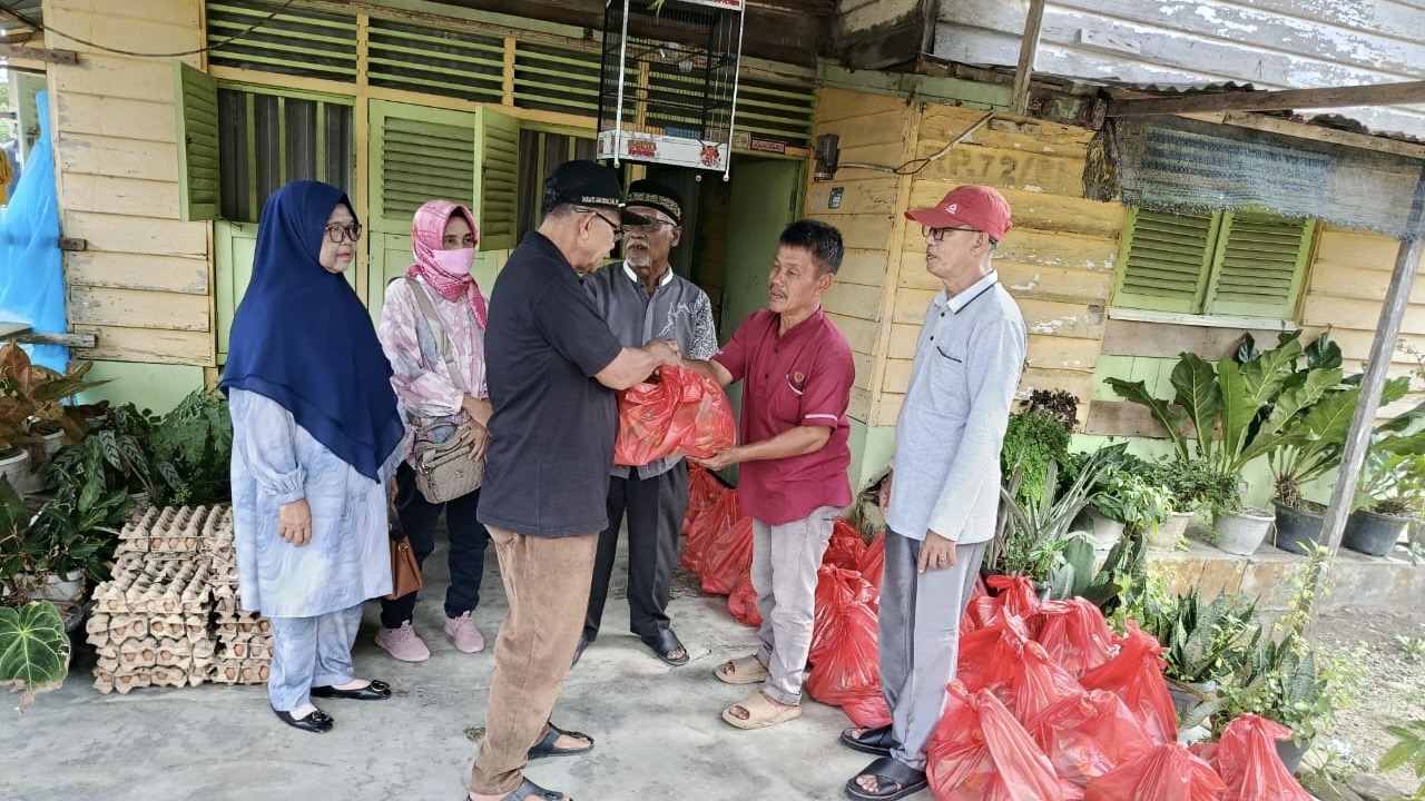 PB P3RI Salurkan 37 Paket Bantuan untuk Pensiunan Kebun Lama dan Tualang Sawit