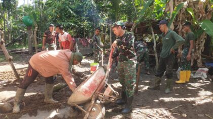 Satgas TMMD Ke-127 Rehabilitasi Rumah Warga di Desa Jeumpa Sikureng